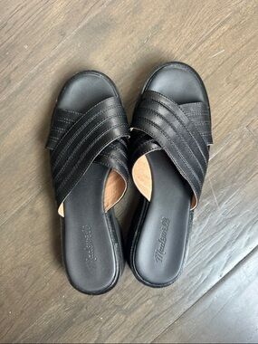 Madewell Black Crossover Slide Sandals Size 9